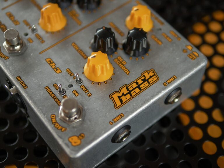 $sFeaturePhoto['title']