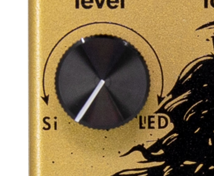 Iron Horse LM308 Distortion V3 | WALRUS AUDIO